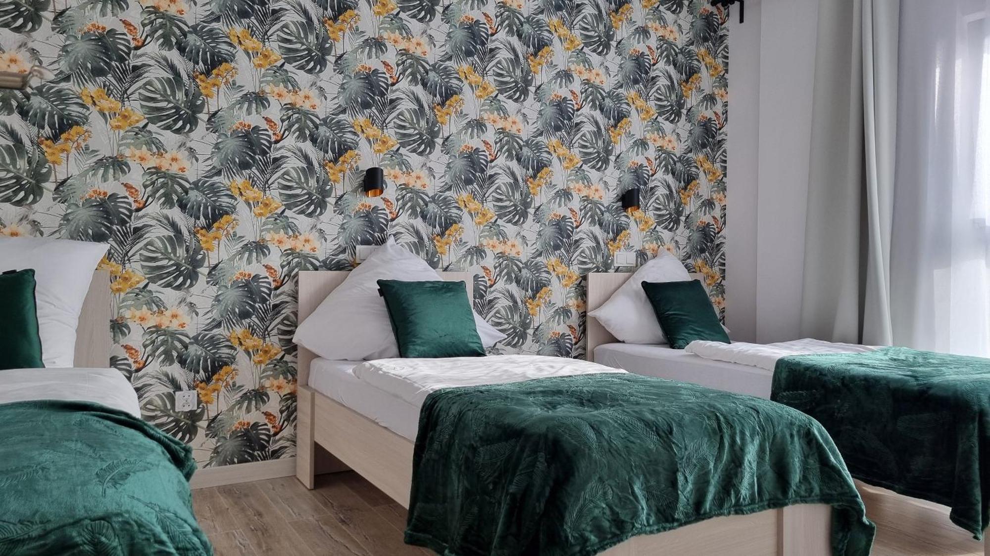 Q Pl 2 Lub 3 Pokojowe Klimatyzowane Przy Manufakturze Z Garazem Gratis, Fv Apartment