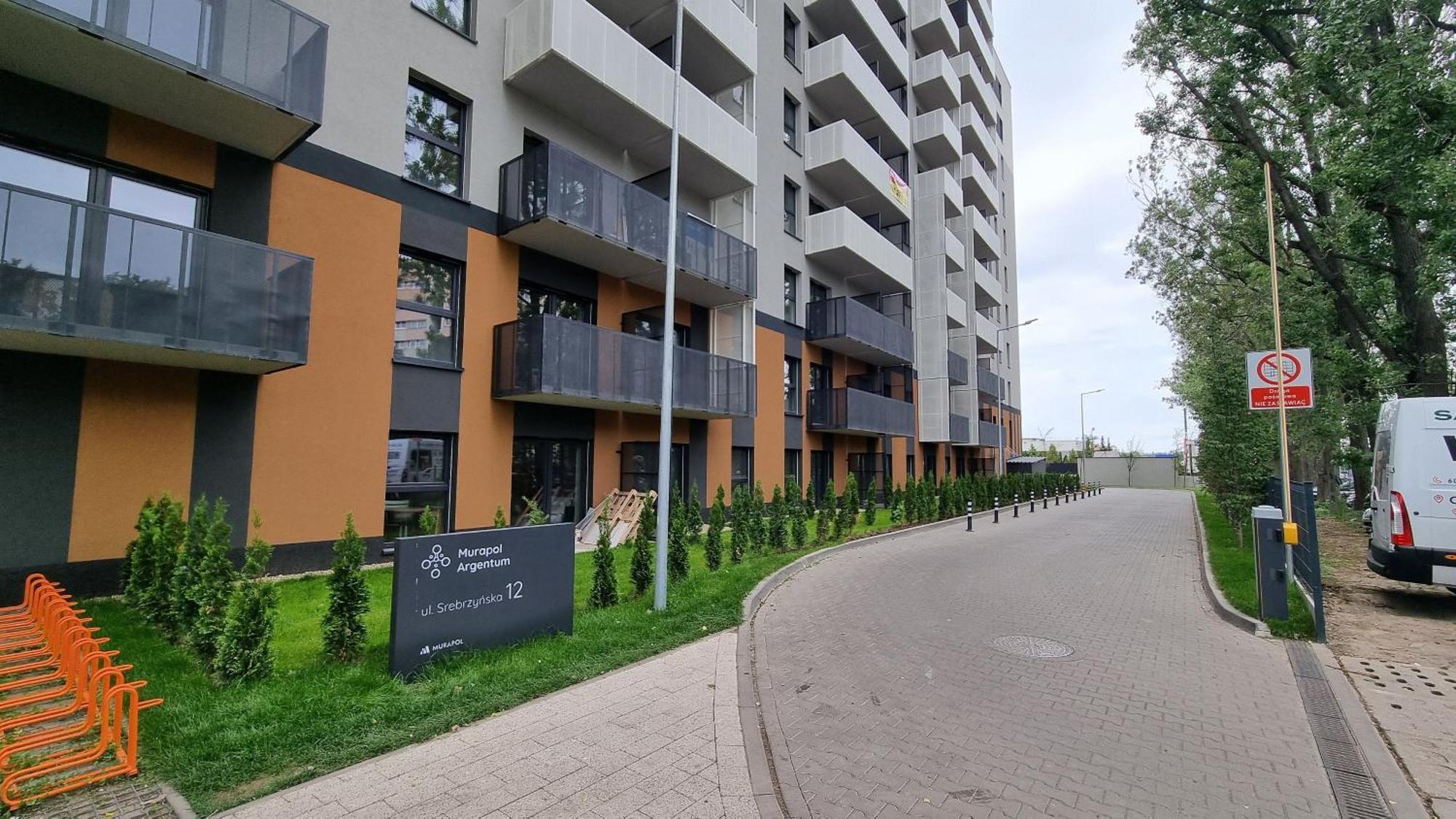 Apartment Q Pl 2 Lub 3 Pokojowe Klimatyzowane Przy Manufakturze Z Garazem Gratis, Fv Łódź