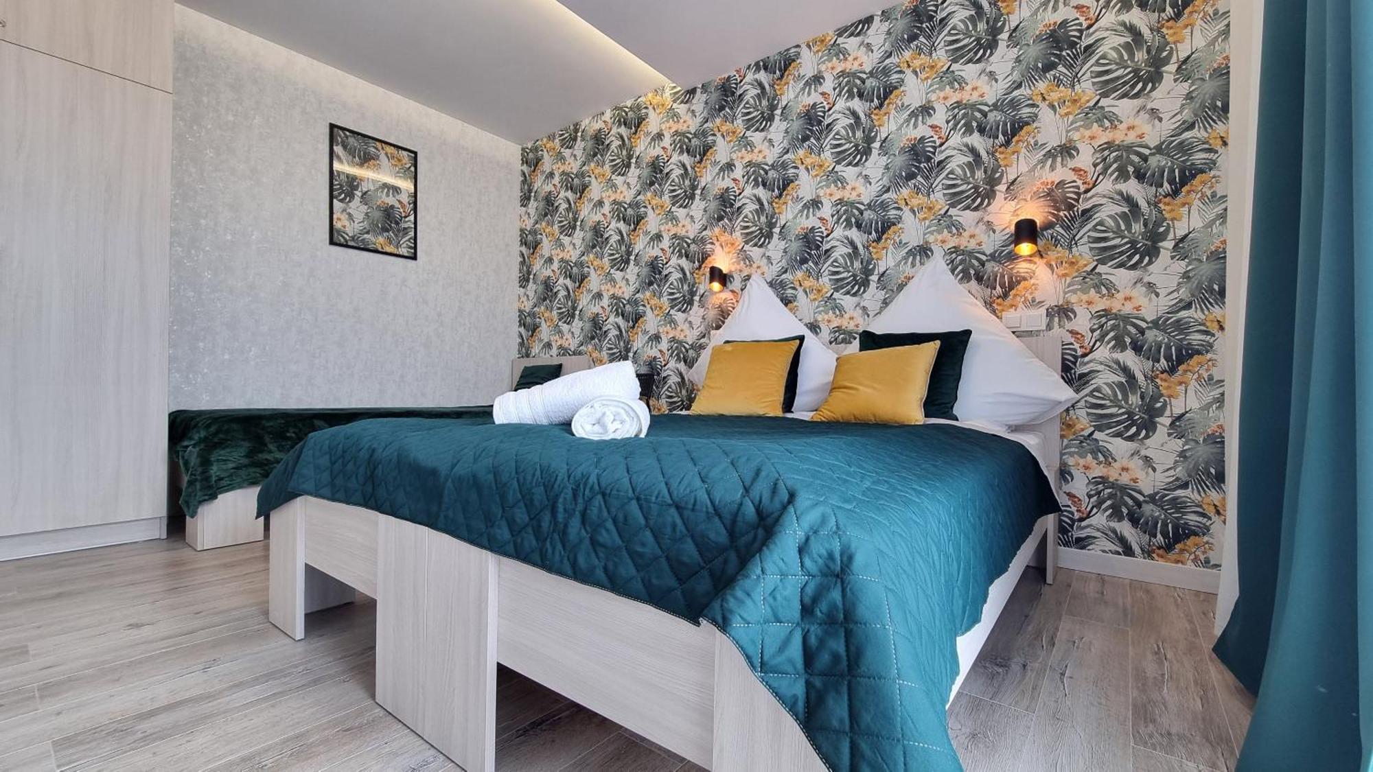 Q Pl 2 Lub 3 Pokojowe Klimatyzowane Przy Manufakturze Z Garazem Gratis, Fv Apartment