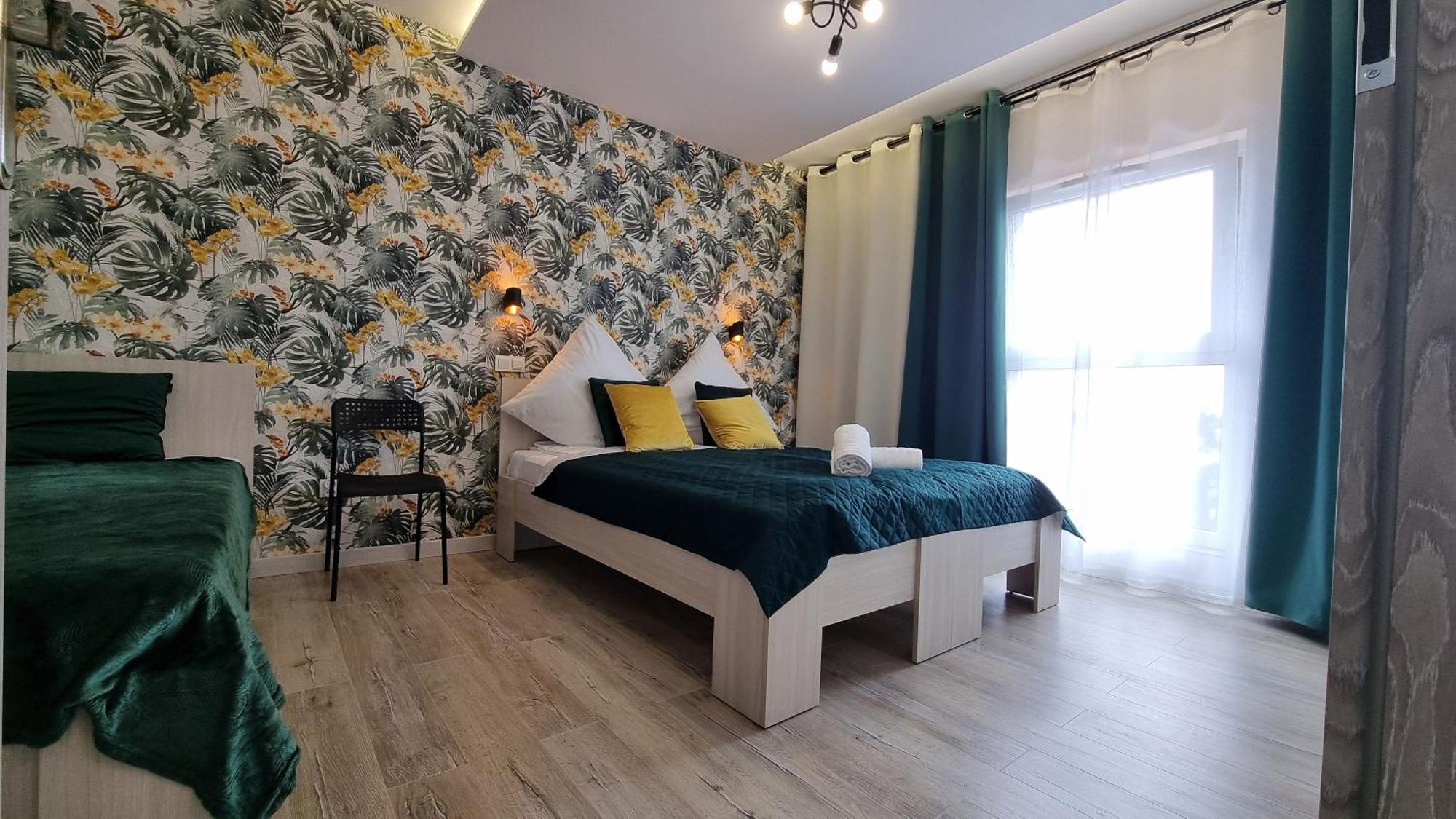 Apartment Q Pl 2 Lub 3 Pokojowe Klimatyzowane Przy Manufakturze Z Garazem Gratis, Fv *